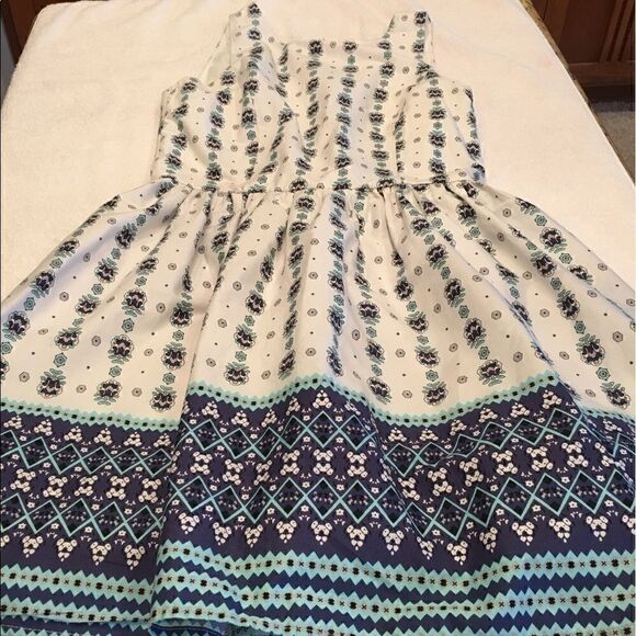 RNB large dress blue white teal scoop full skirt easy care - Picture 1 of 8